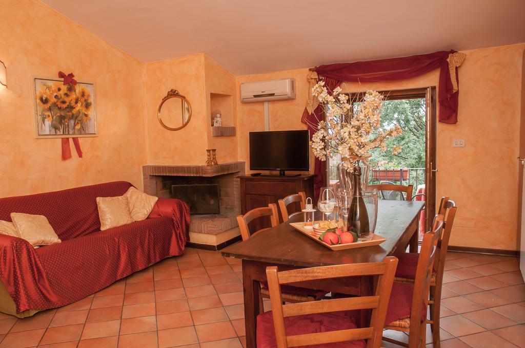 Residenza Il Palazzo Appartement Castiglione del Lago Kamer foto